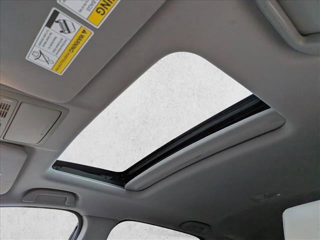 Used 2018 Honda CR-V Touring image 16