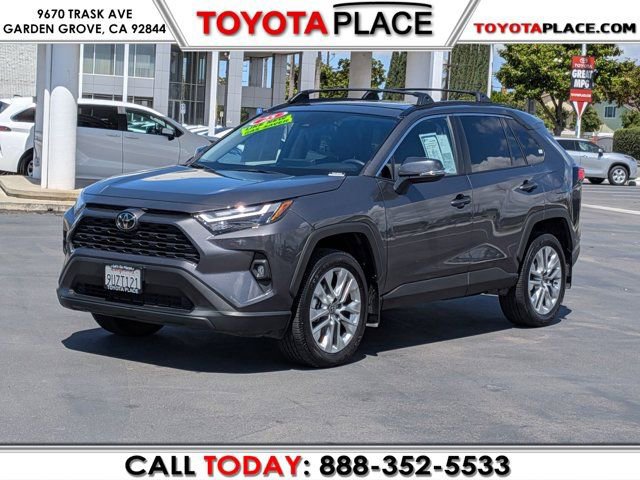 Used 2025 Toyota RAV4 XLE Premium FWD image 1