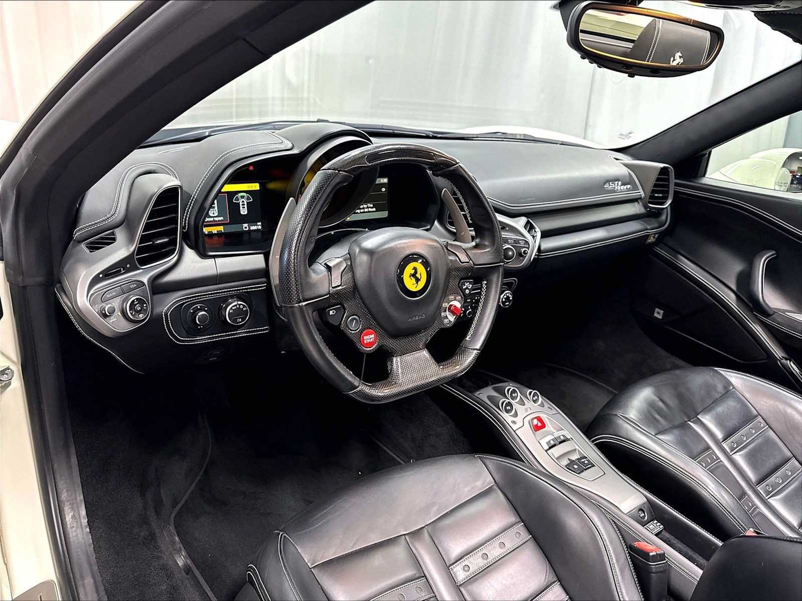 Used 2015 Ferrari 458 Spider RWD image 7