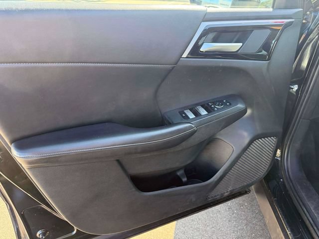 Used 2024 Mitsubishi Outlander SE AWD/4WD image 17