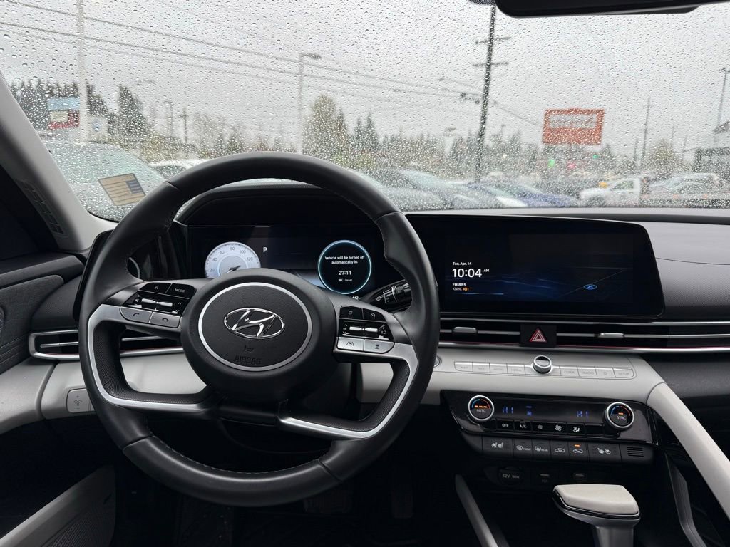 Used 2023 Hyundai Elantra Limited w/ Winter Weather Package image 20
