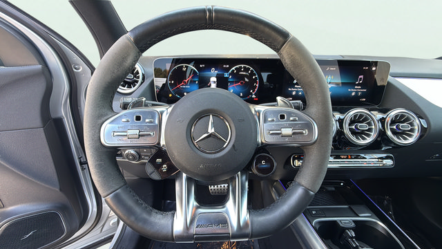 Used 2023 Mercedes-Benz GLA 35 AMG 4MATIC image 16