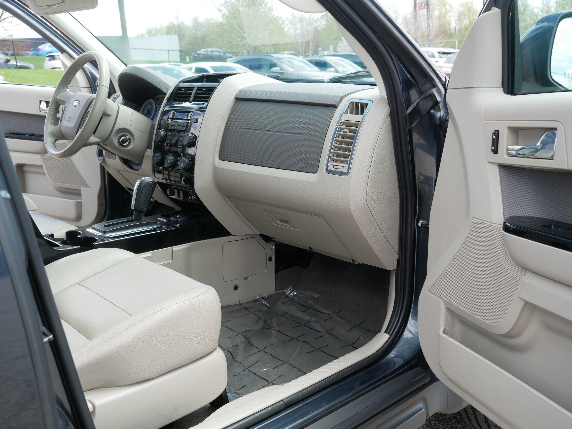 Used 2009 Ford Escape 2WD Hybrid image 19