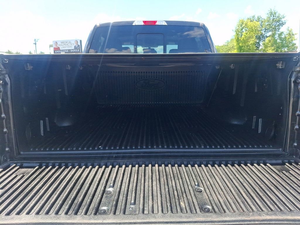 Used 2015 Ford F150 XLT w/ Equipment Group 302A Luxury AWD/4WD image 28