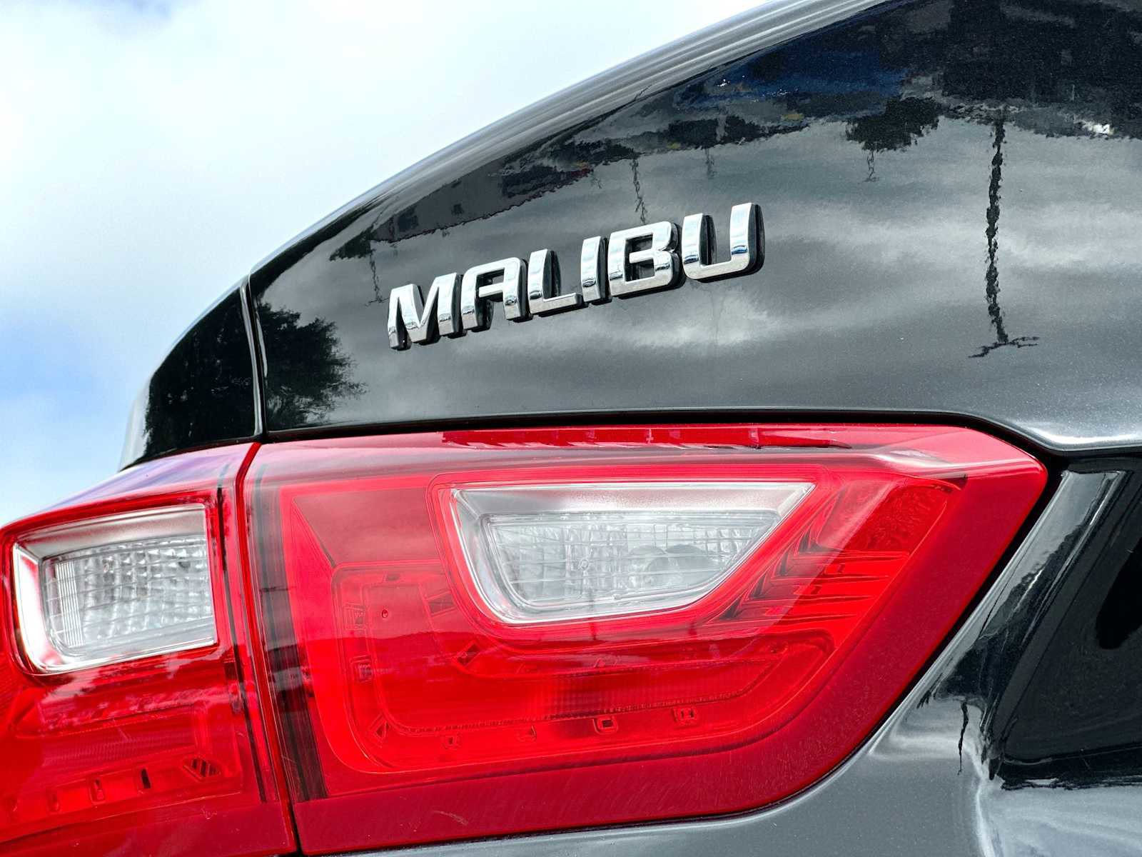 Used 2024 Chevrolet Malibu LS FWD image 15