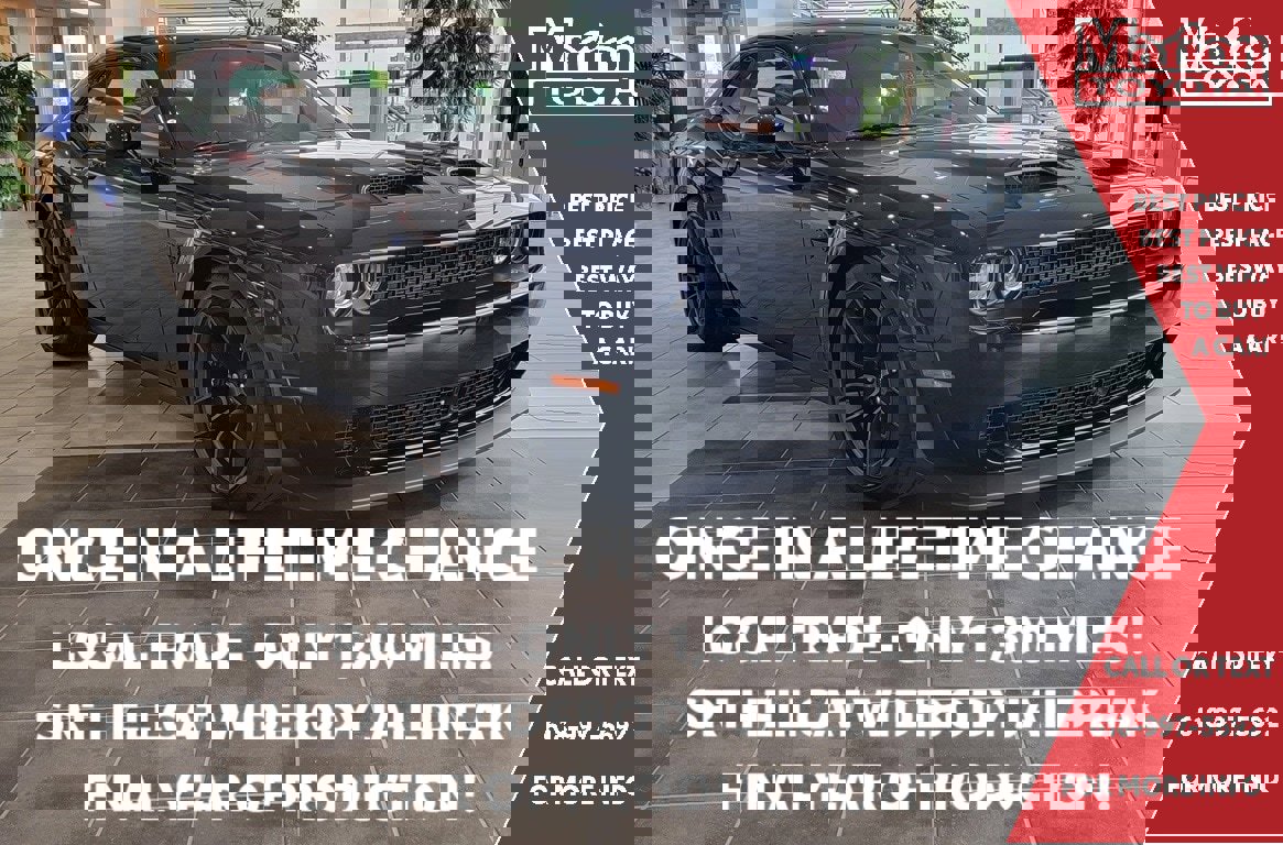 Used 2023 Dodge Challenger SRT Hellcat image 1