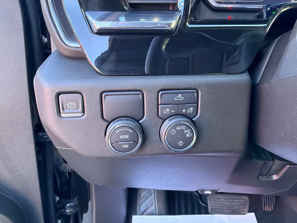 Used 2024 Chevrolet Silverado 1500 LT w/ Protection Package RWD image 20