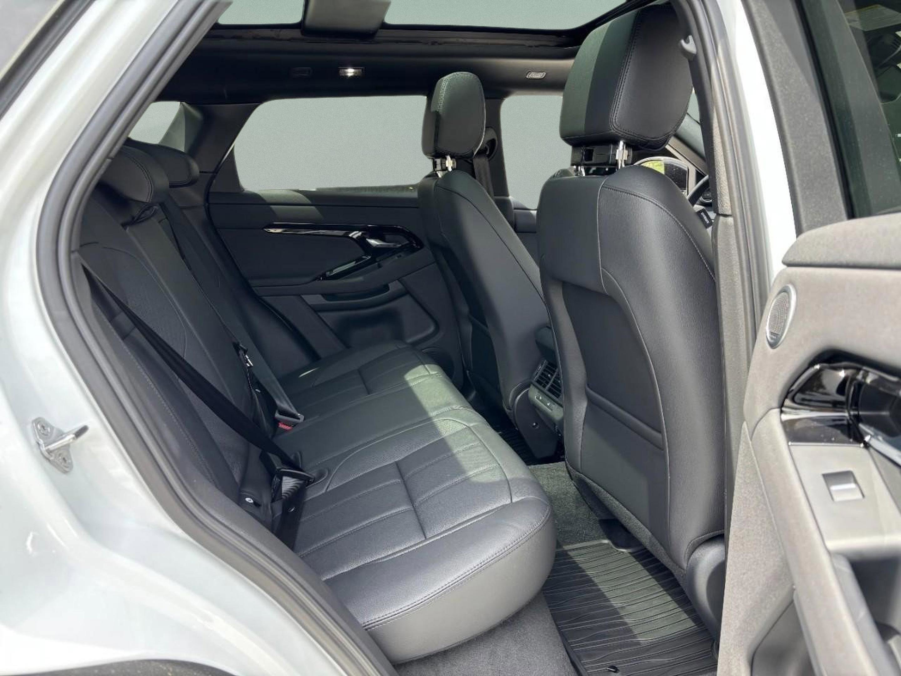 Used 2026 Land Rover Range Rover Evoque S image 14