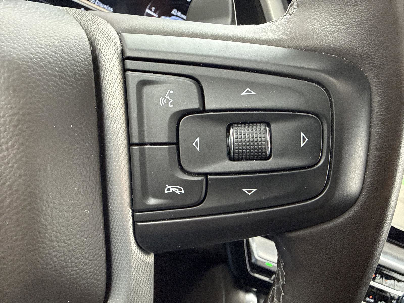 Used 2023 GMC Sierra 1500 Denali w/ Technology Package image 25