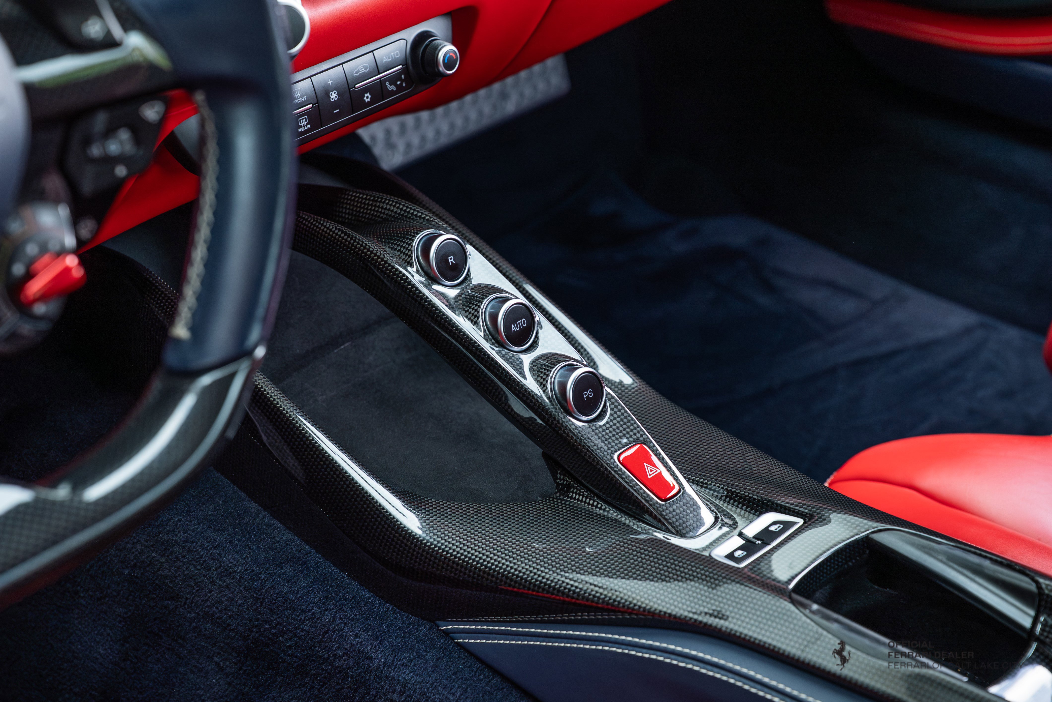 Used 2019 Ferrari 812 Superfast RWD image 16