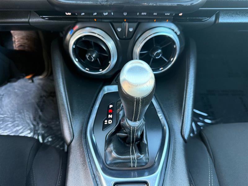 Used 2021 Chevrolet Camaro LT RWD image 23