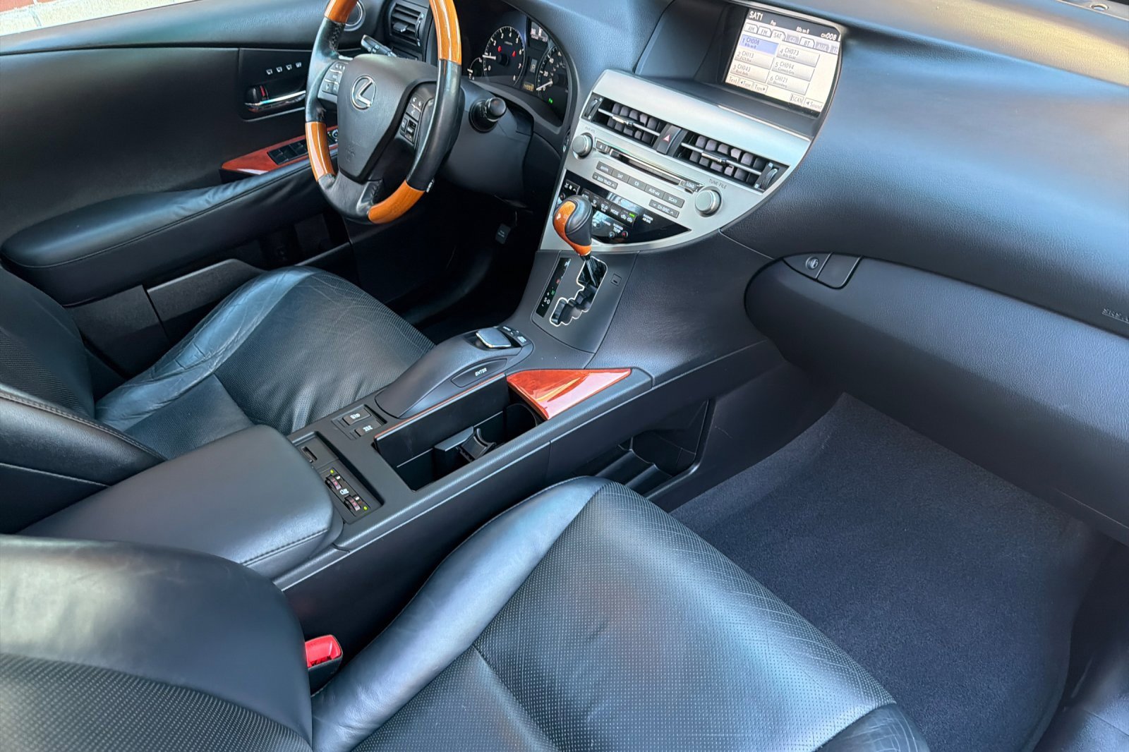 Used 2012 Lexus RX 350 AWD image 21