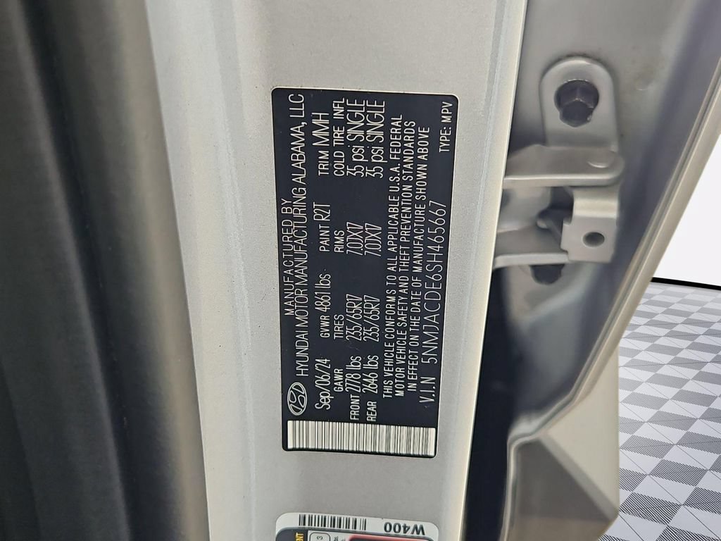 Used 2025 Hyundai Tucson SE AWD/4WD image 32