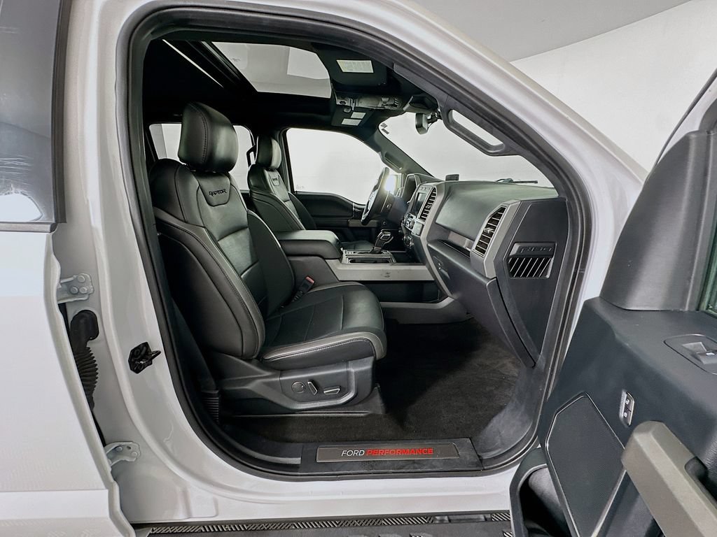 Used 2019 Ford F150 Raptor w/ Equipment Group 802A Luxury AWD/4WD image 30