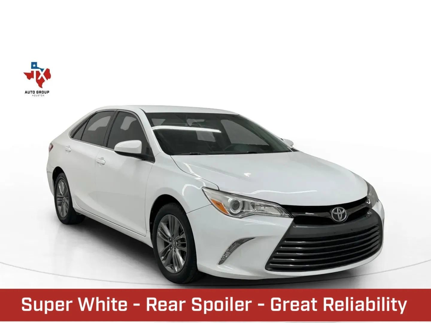 Used 2017 Toyota Camry SE FWD image 1