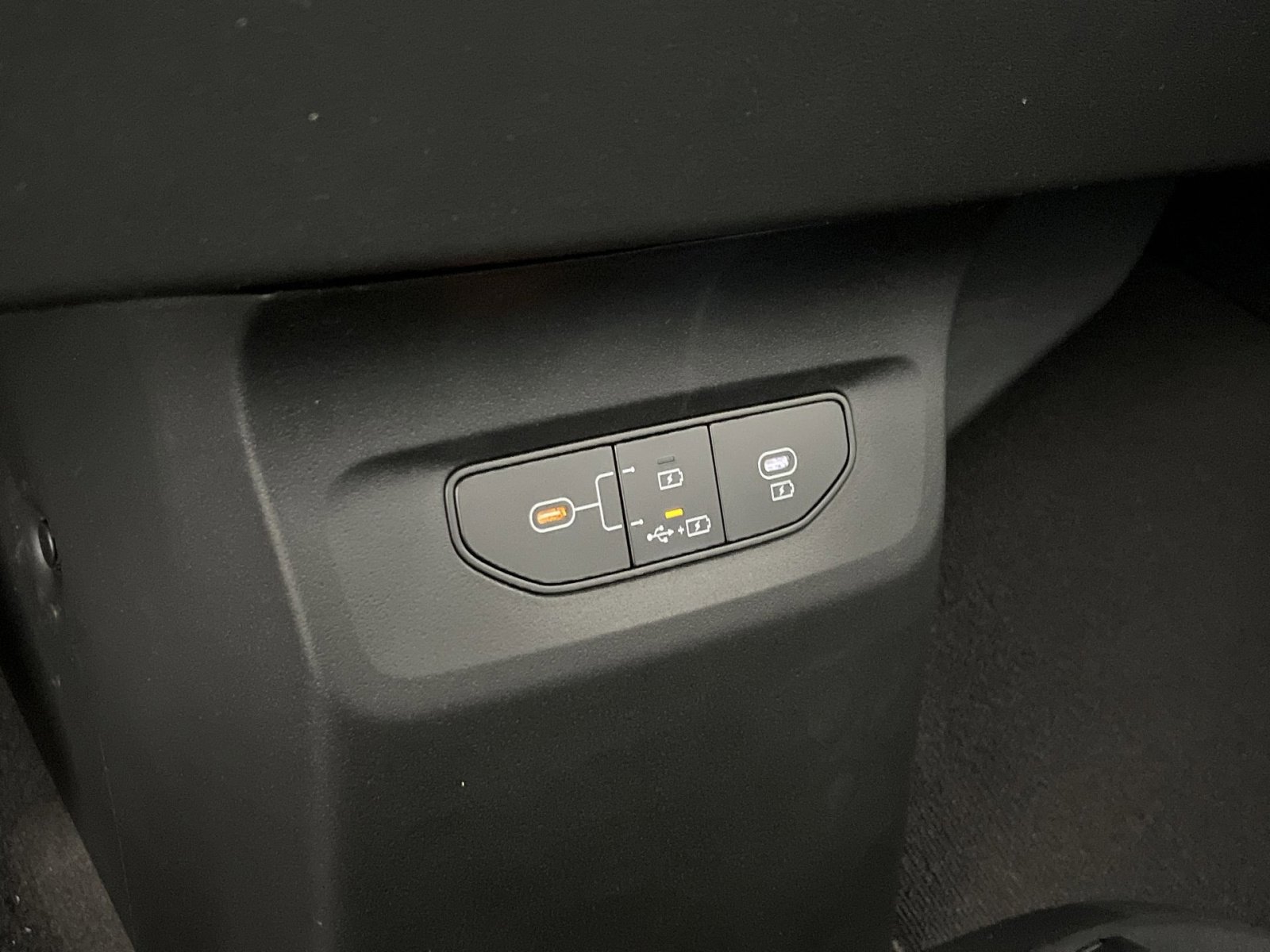 New 2025 Kia EV6 Wind AWD/4WD image 34