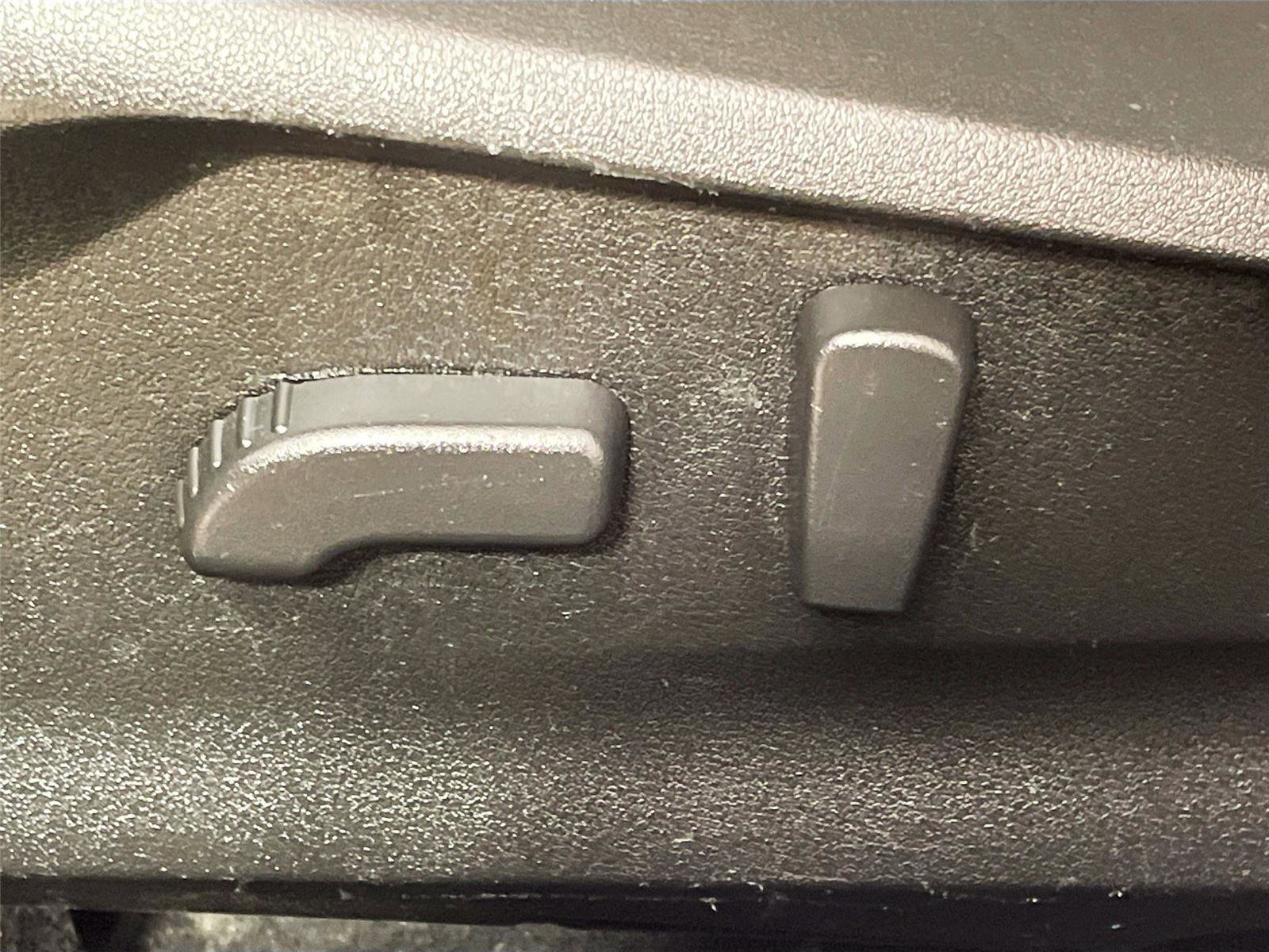 Used 2023 Subaru Crosstrek 2.0i Premium image 20