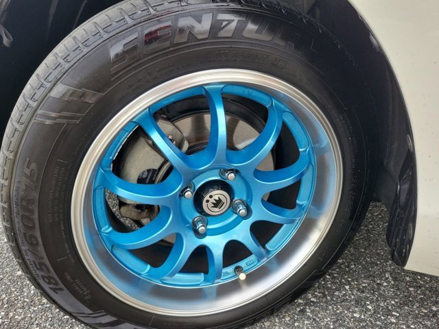 Used 2016 Toyota Prius C Two image 17