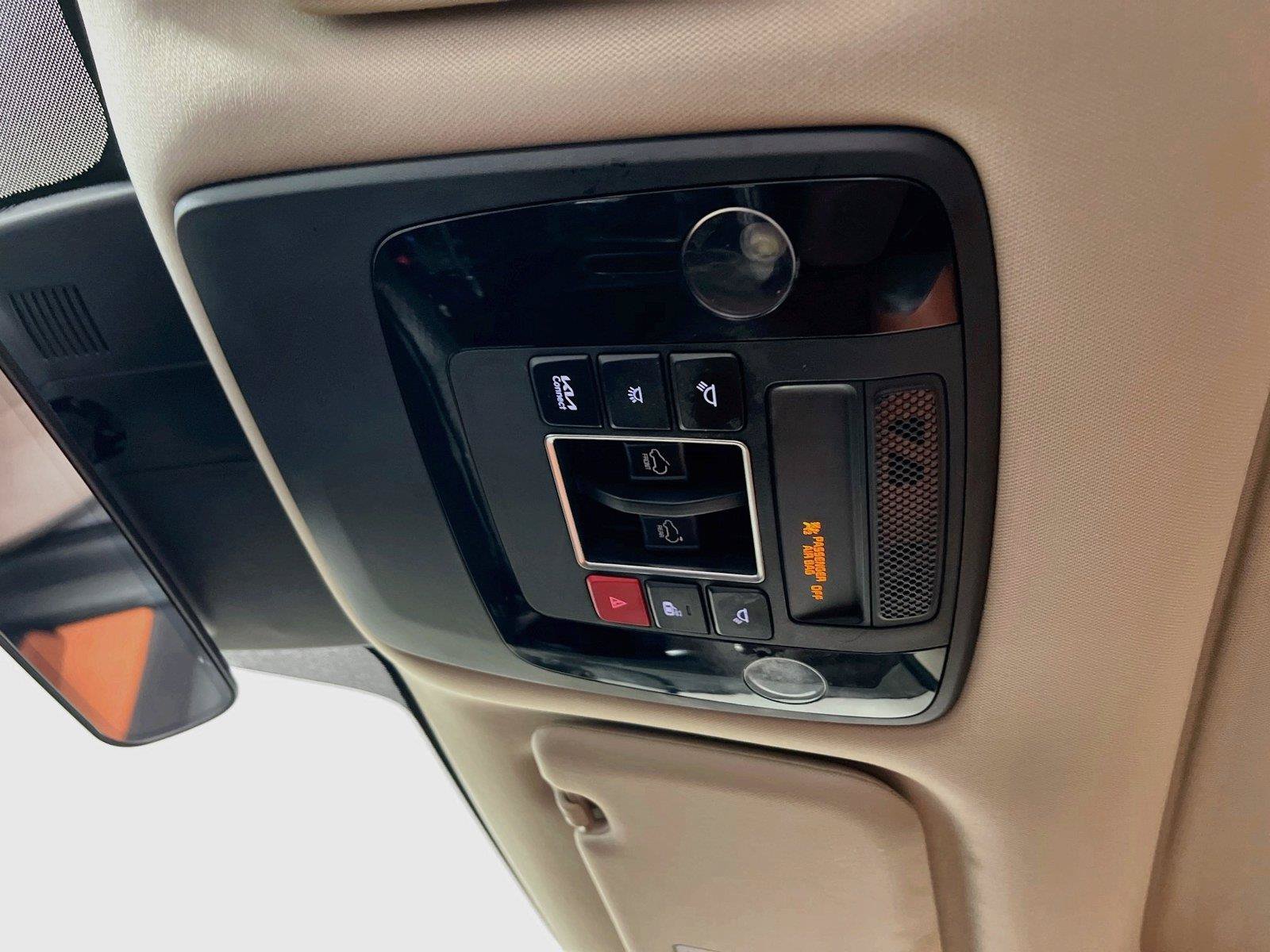 Used 2024 Kia Carnival SX Prestige FWD image 14
