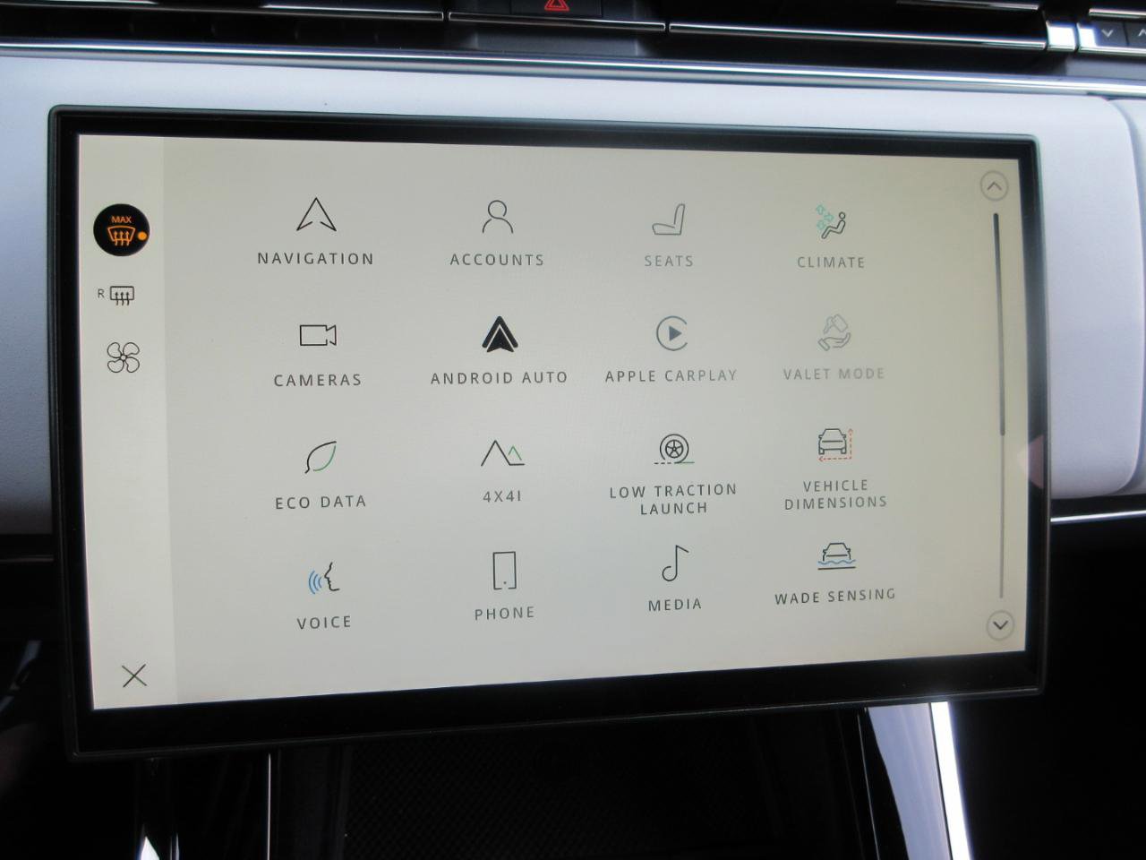 Used 2024 Land Rover Range Rover Sport SE image 56