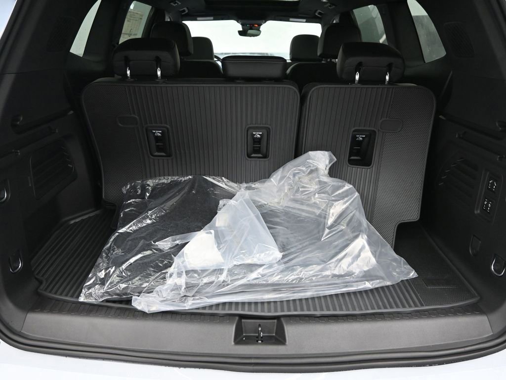 New 2026 Buick Enclave Avenir w/ Super Cruise Package image 10