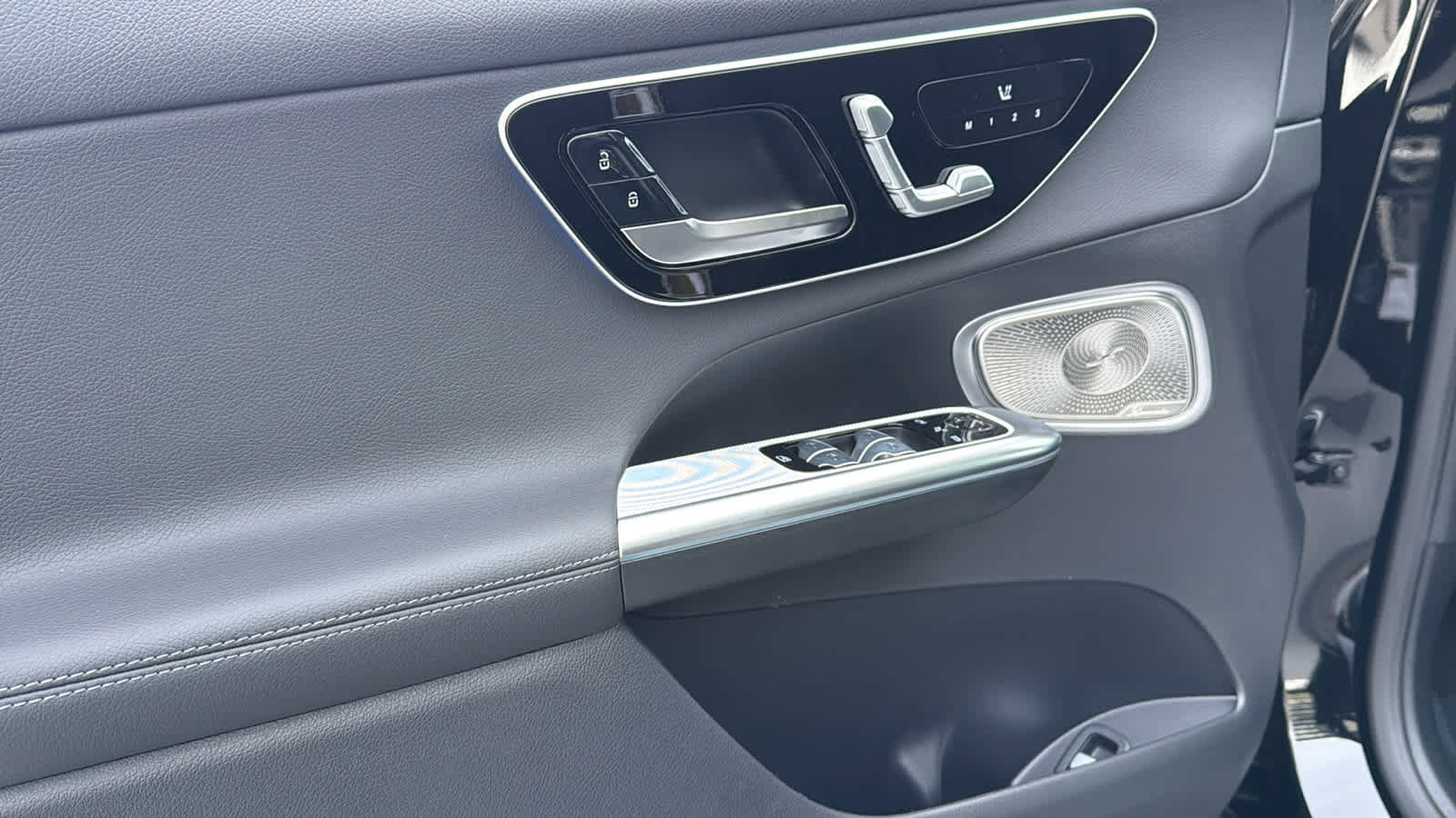 New 2026 Mercedes-Benz GLC 300 4MATIC image 17