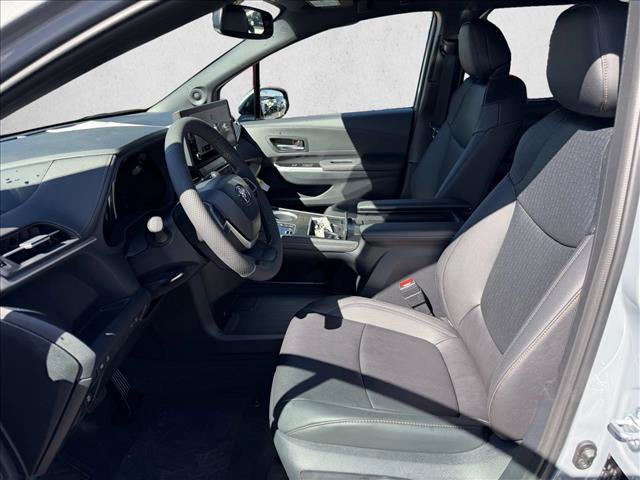 New 2026 Toyota Sienna XLE Woodland Edition AWD/4WD image 11