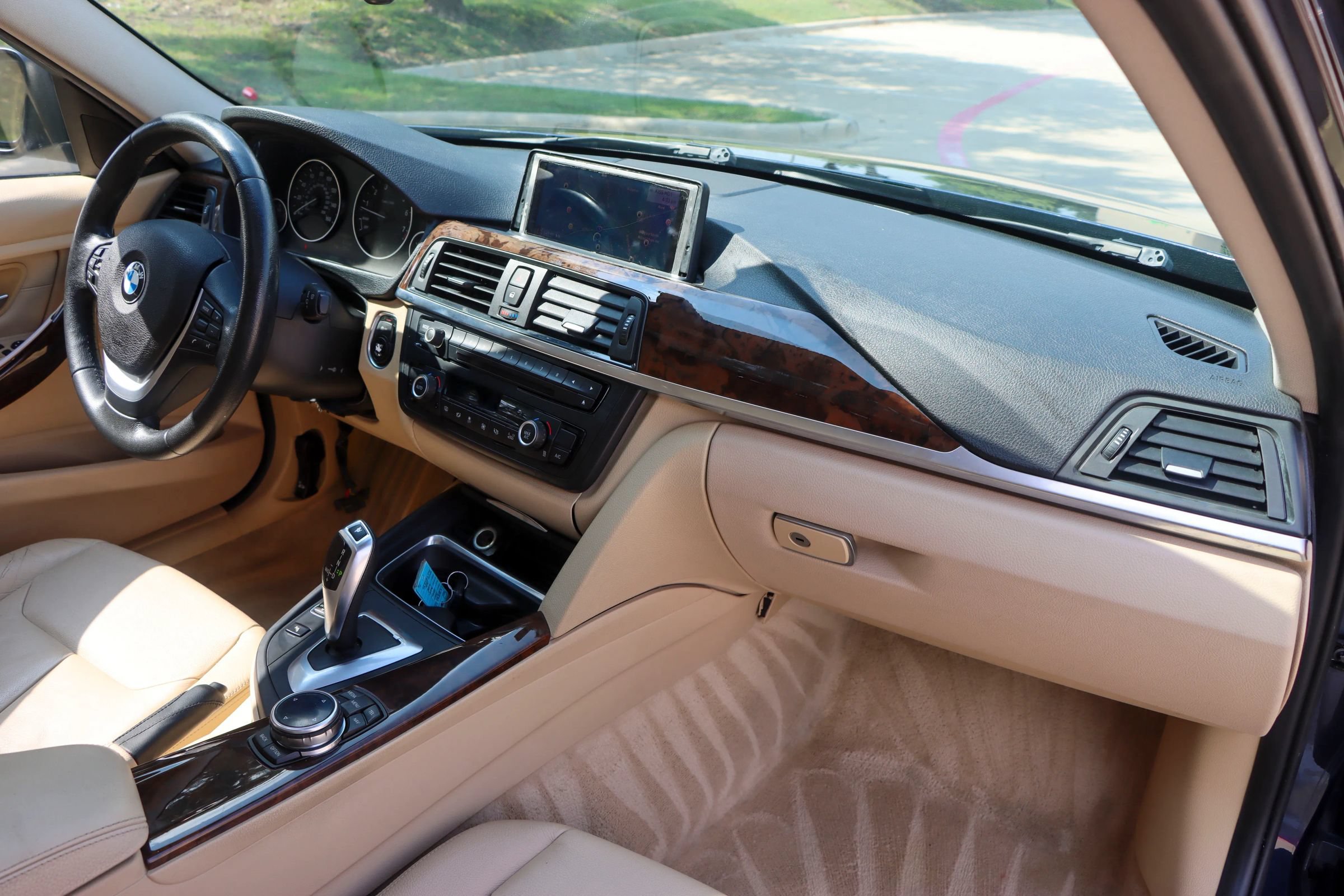 Used 2014 BMW 328i Sedan RWD image 23