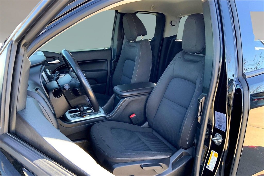 Used 2021 Chevrolet Colorado LT w/ Fleet Safety Package image 23