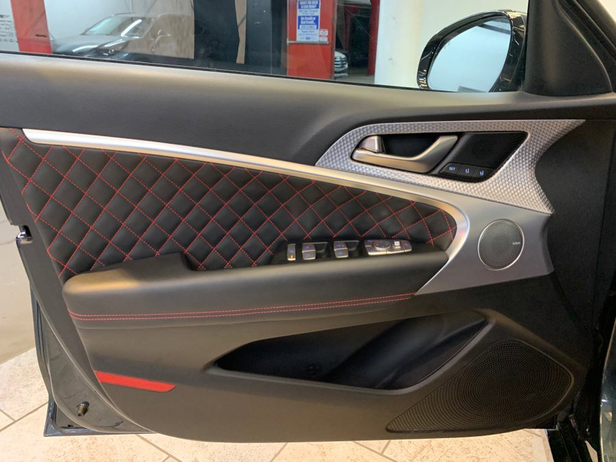 Used 2023 Genesis G70 3.3T w/ Sport Prestige Package AWD/4WD image 14