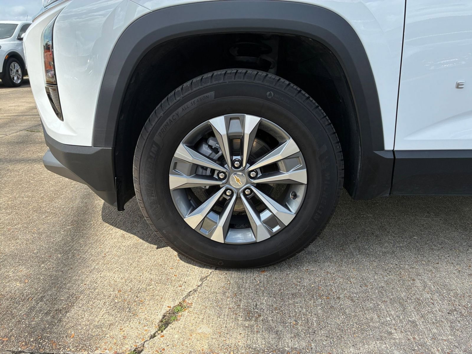Used 2025 Chevrolet Equinox LT AWD/4WD image 25