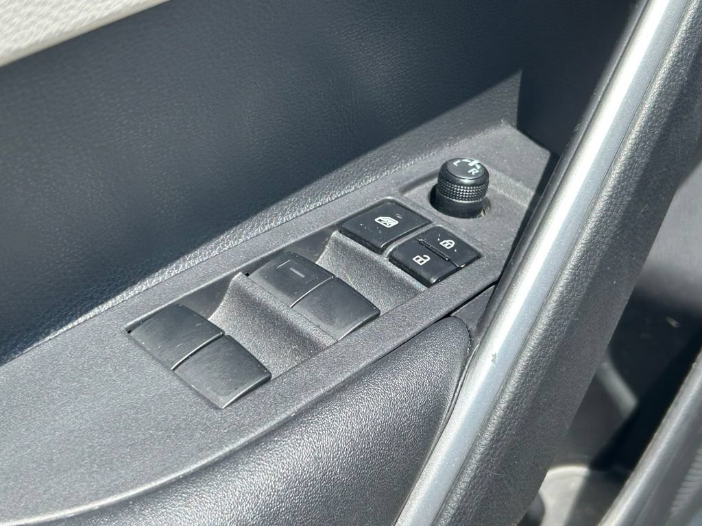 Certified 2023 Toyota Corolla Cross LE FWD image 22