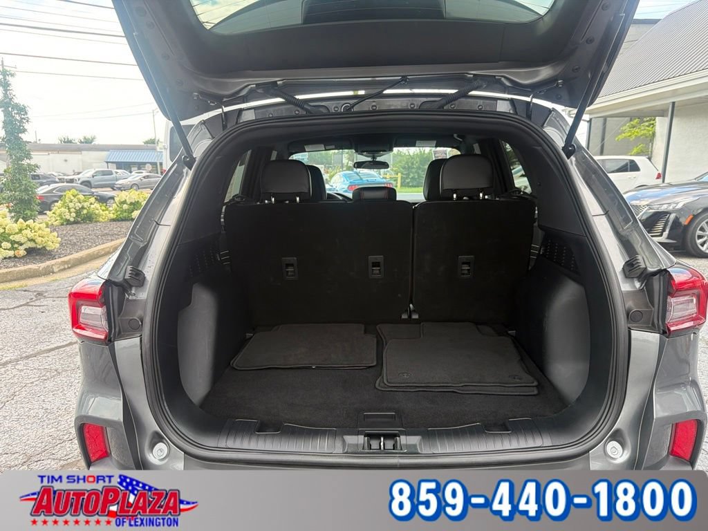Used 2025 Ford Escape ST-Line AWD/4WD image 17