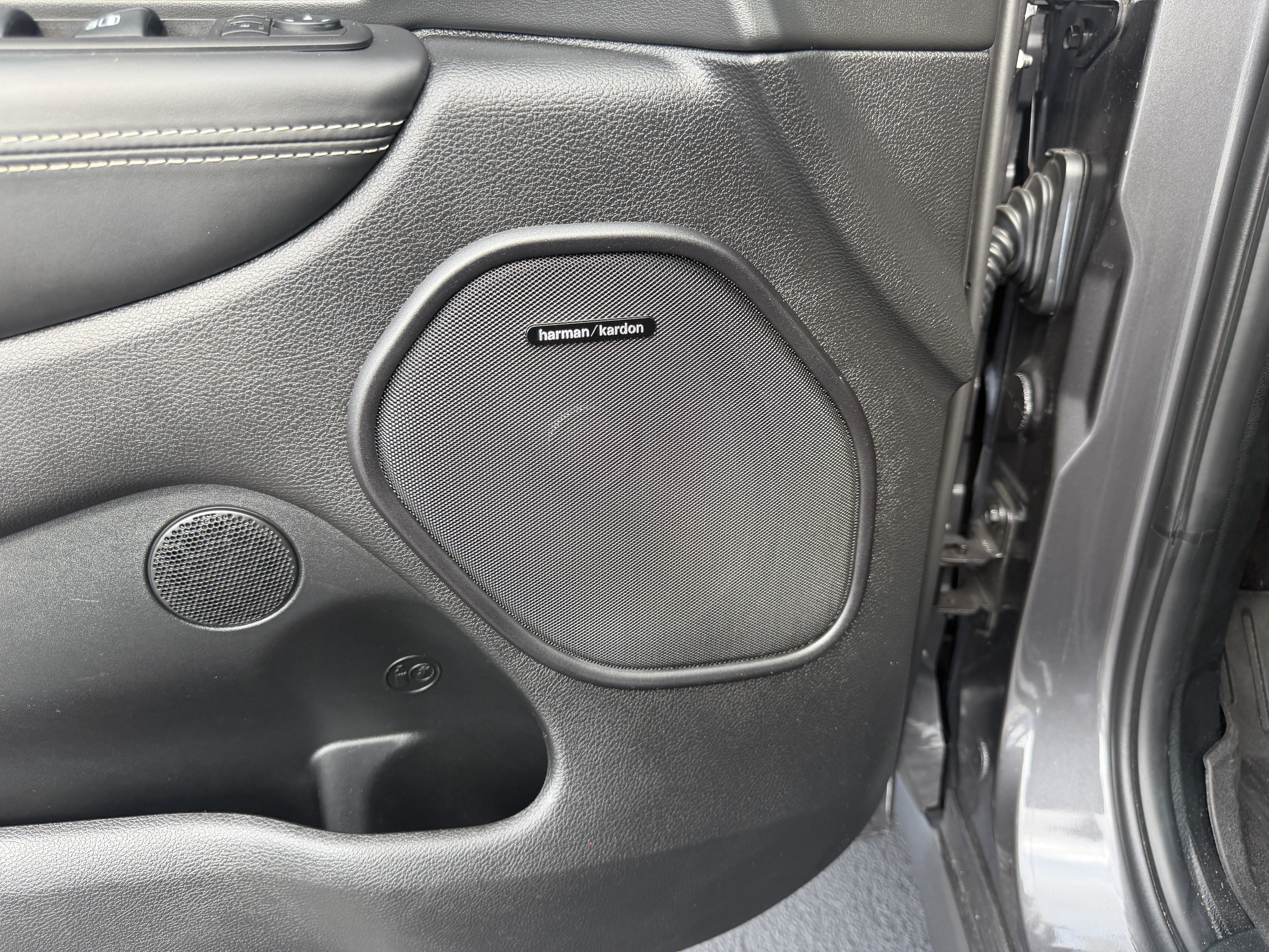 Used 2023 Dodge Durango SRT Hellcat AWD/4WD image 23