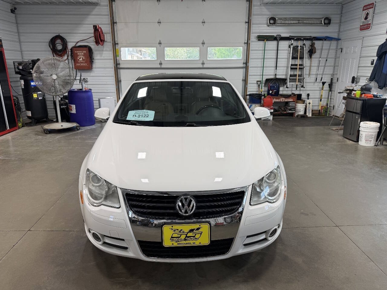 Used 2007 Volkswagen Eos 2.0T FWD image 3