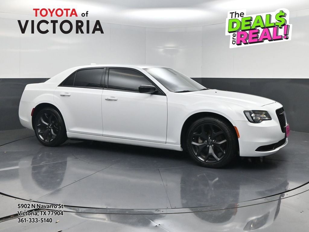 Used 2023 Chrysler 300 Touring w/ Sport Appearance Package image 1