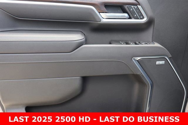 New 2025 GMC Sierra 2500 SLT w/ SLT Premium Package image 11