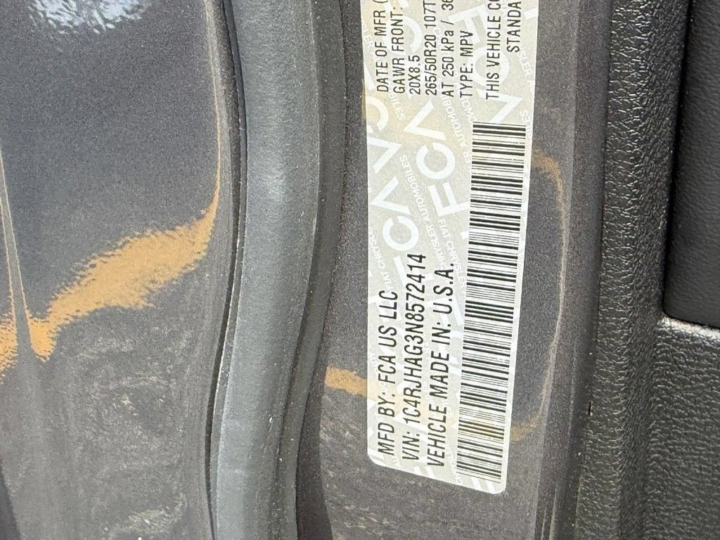 Used 2022 Jeep Grand Cherokee Altitude AWD/4WD image 22