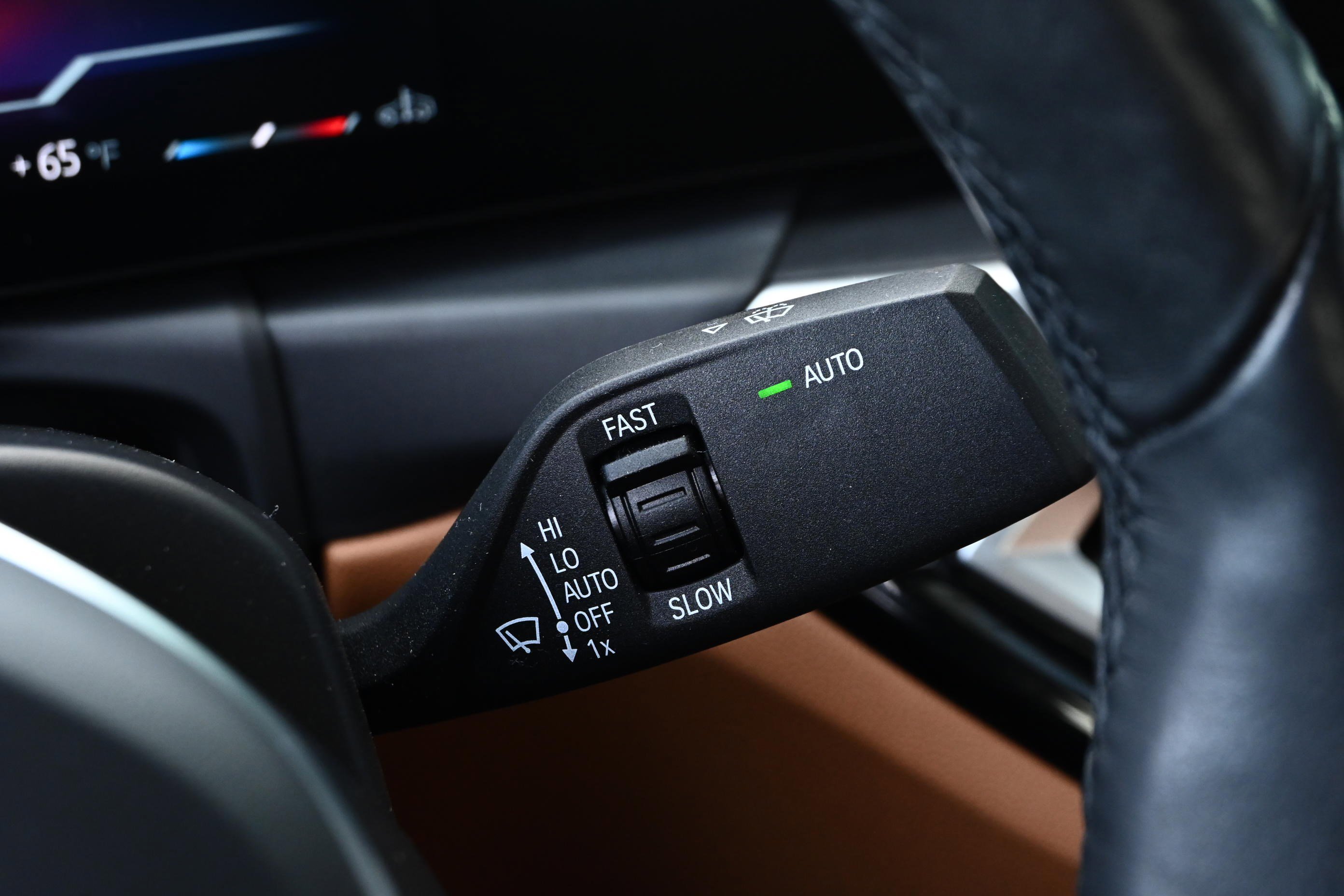 Certified 2024 BMW 330i Sedan w/ M Sport Package image 35