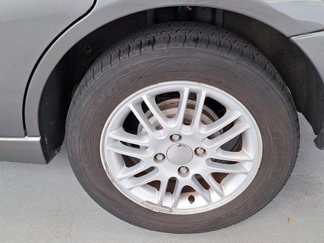Used 2007 Ford Focus SE FWD image 30