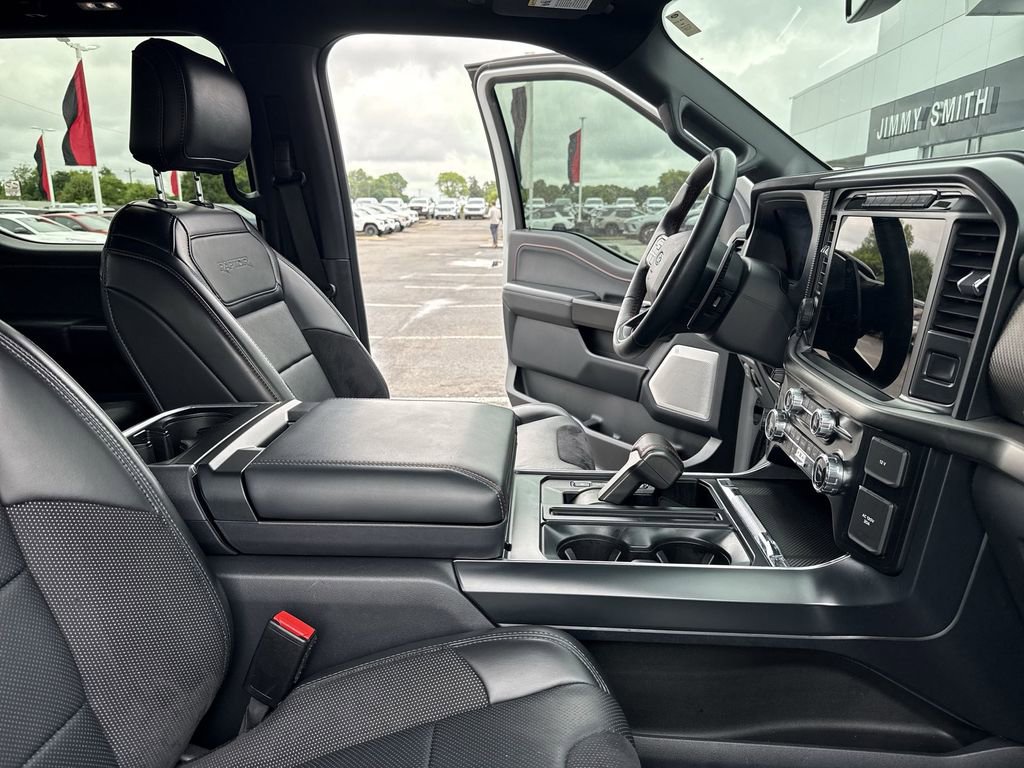 Used 2024 Ford F150 Raptor AWD/4WD image 15