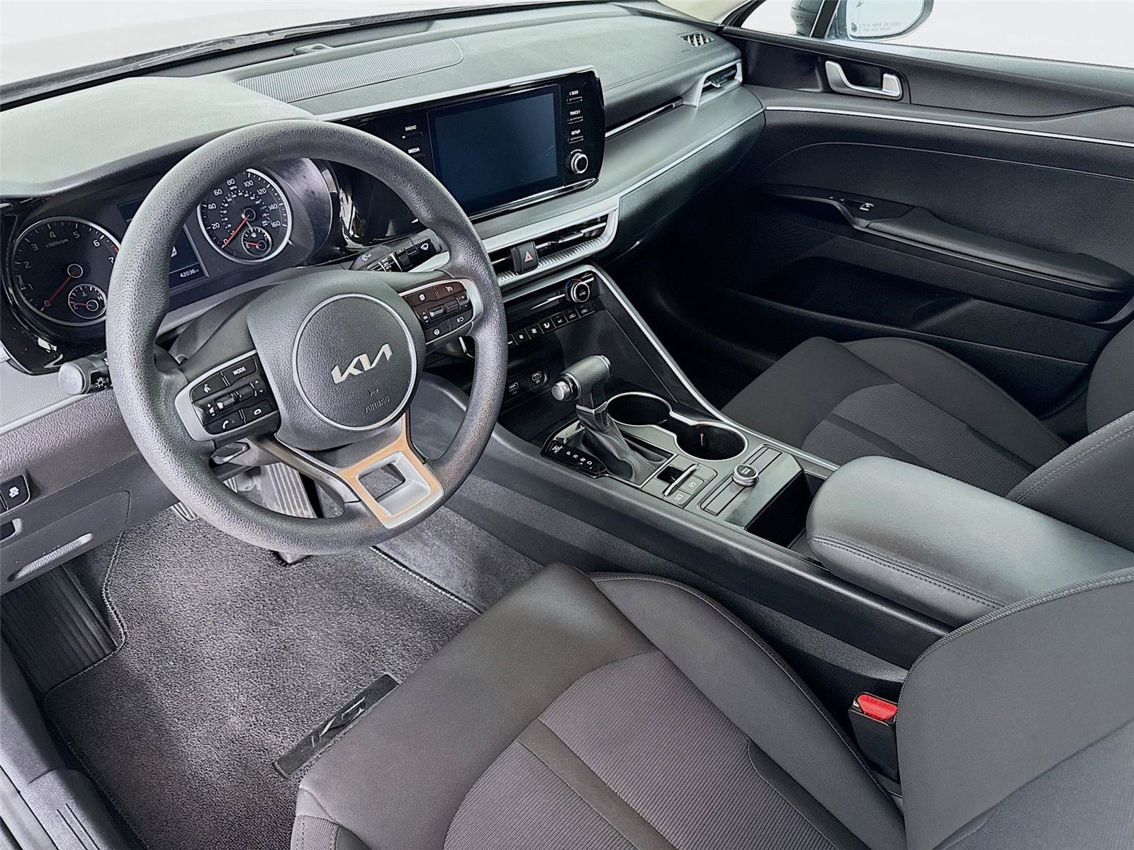 Used 2022 Kia K5 LXS image 11