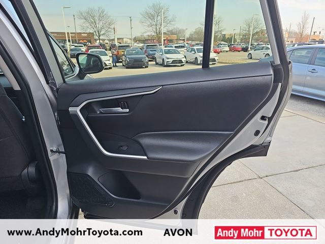 Used 2022 Toyota RAV4 XLE w/ Convenience Package image 33