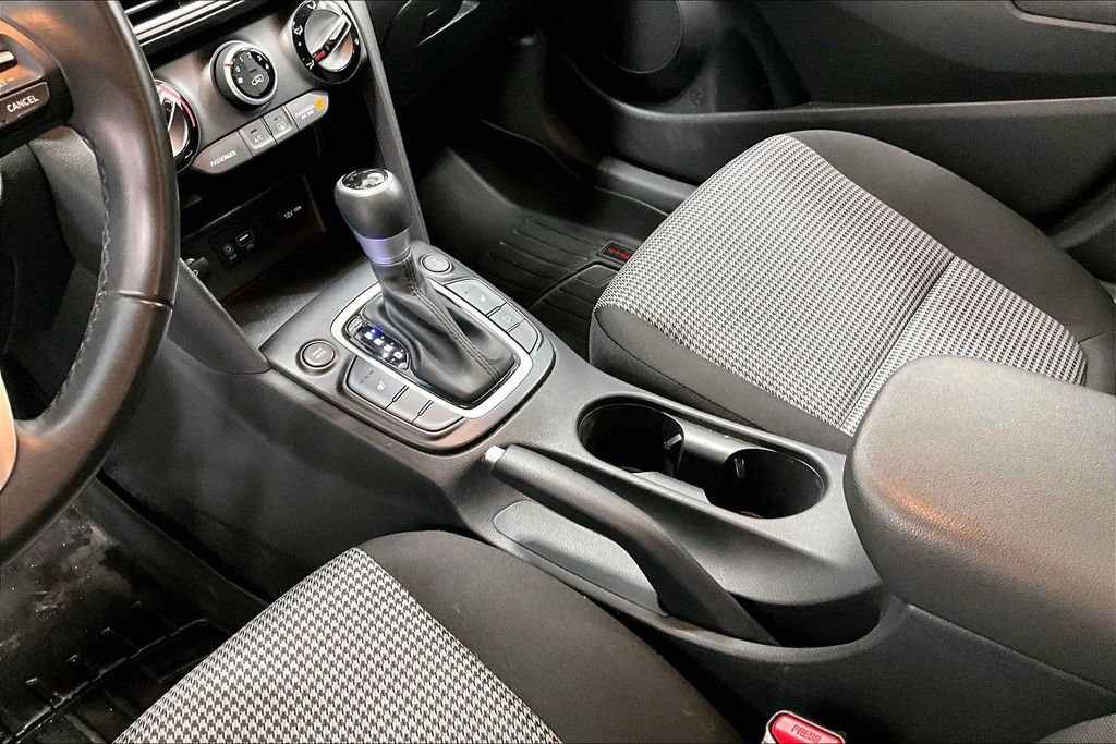 Used 2021 Hyundai Kona SEL image 17