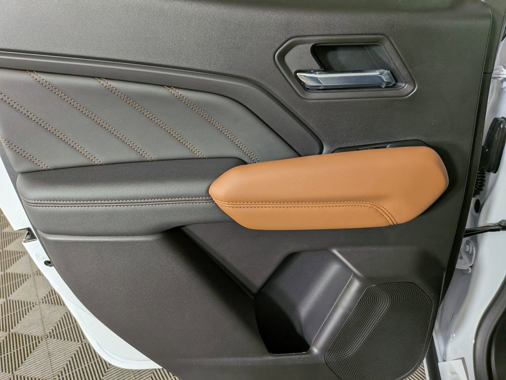 New 2026 GMC Canyon AT4 image 29