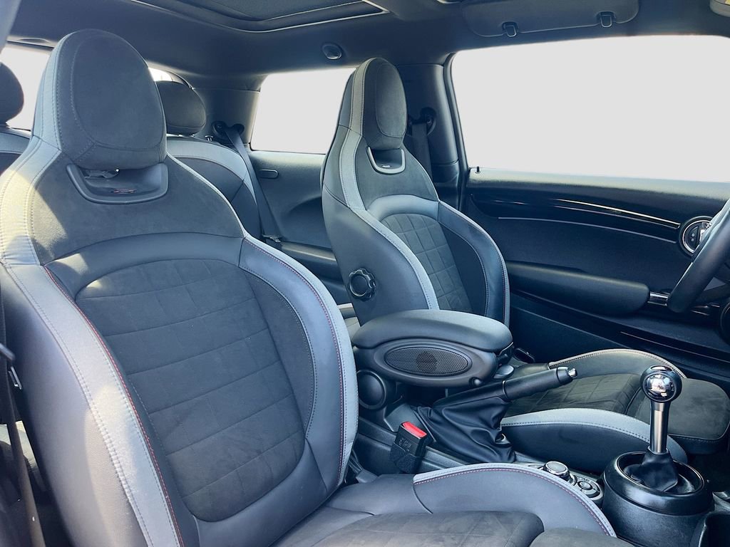 Used 2024 MINI Cooper John Cooper Works FWD image 29