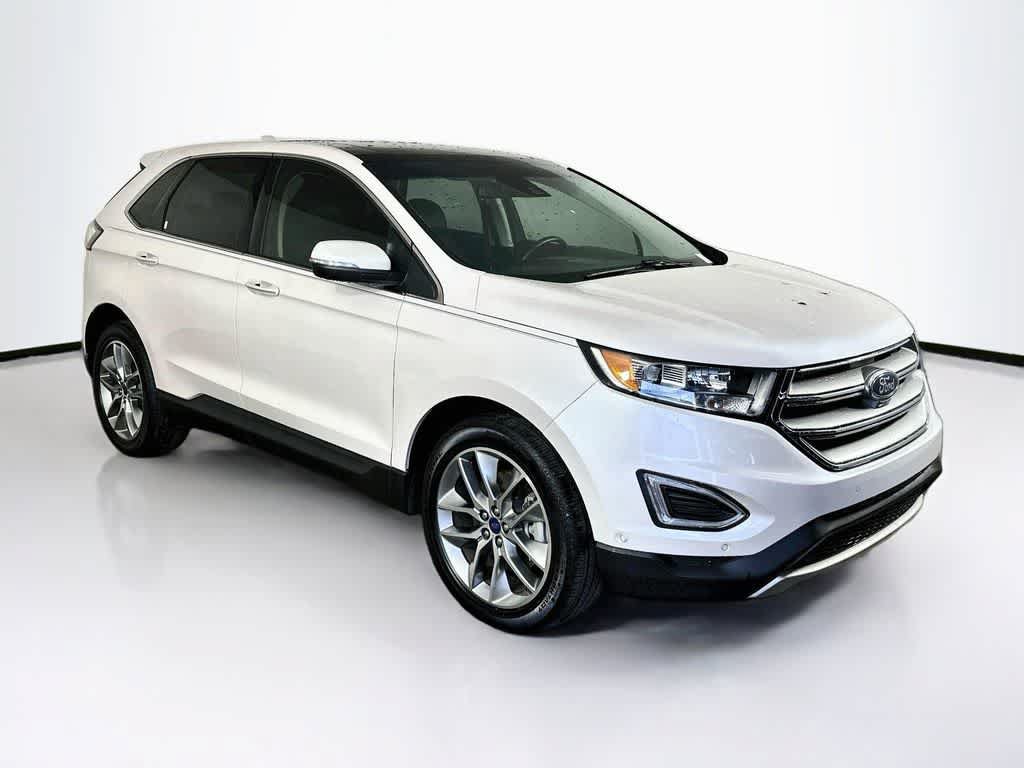 Used 2017 Ford Edge Titanium w/ Equipment Group 302A AWD/4WD image 24