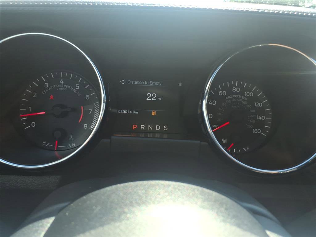 Used 2017 Ford Mustang Convertible image 15