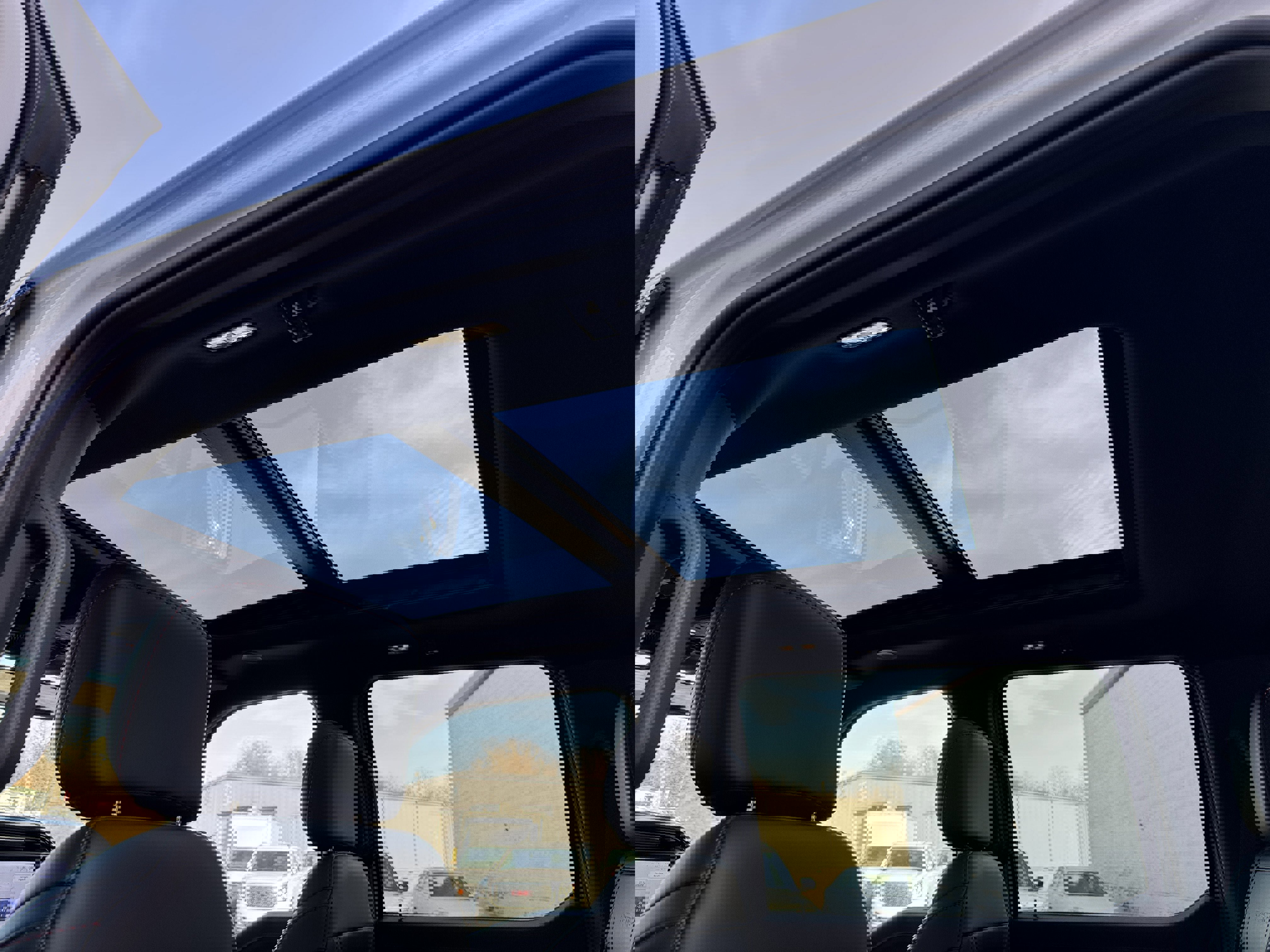 Used 2025 Ford F150 Raptor image 31