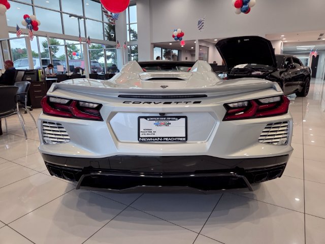 Used 2026 Chevrolet Corvette Stingray Preferred Conv w/ 2LT RWD image 5